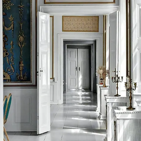 Feriehus Manor With Soul Between Forest And On Funen *