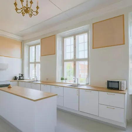 Manor With Soul Between Forest And On Funen * Ullerslev