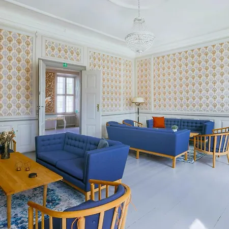 Semesterbostad Manor With Soul Between Forest And On Funen