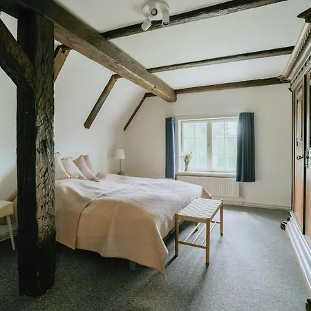 Feriehus Manor With Soul Between Forest And On Funen Ullerslev