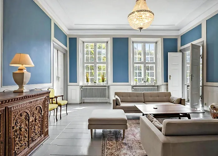 Feriehus Manor With Soul Between Forest And On Funen Ullerslev