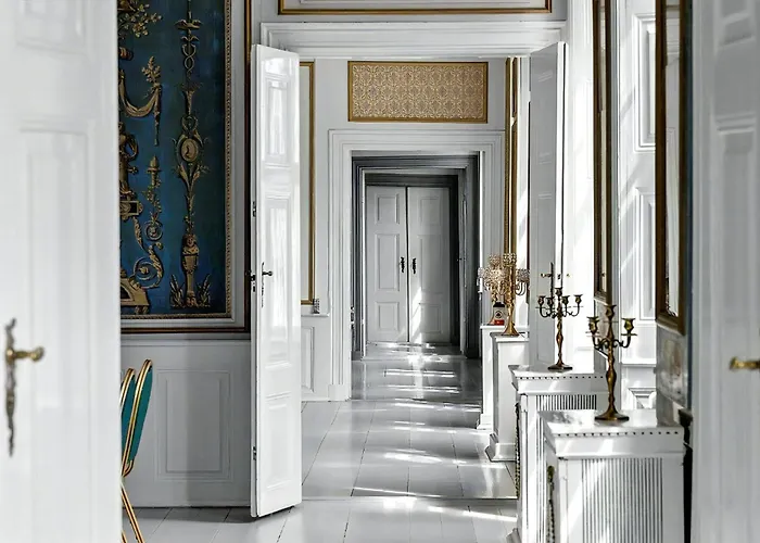 Feriehus Manor With Soul Between Forest And On Funen *