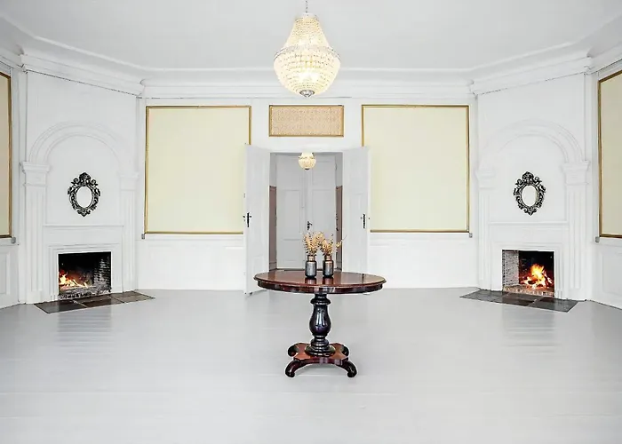 Manor With Soul Between Forest And On Funen