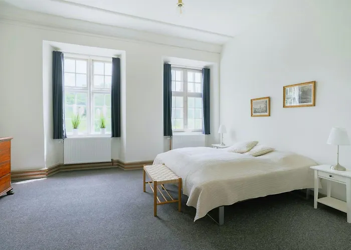 Manor With Soul Between Forest And On Funen Feriehus Ullerslev
