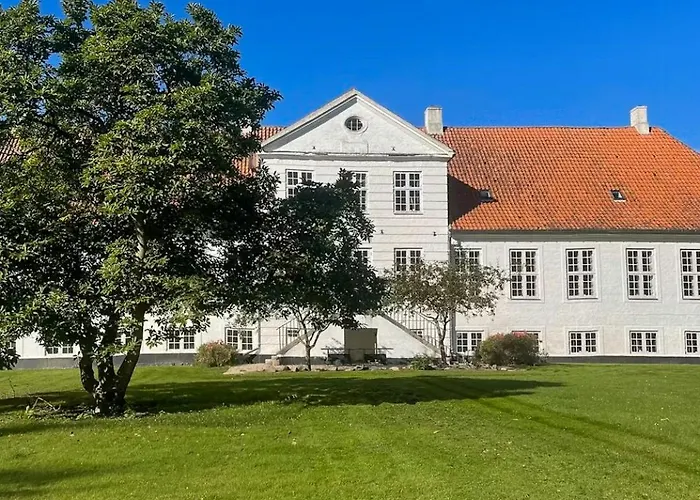 Manor With Soul Between Forest And On Funen